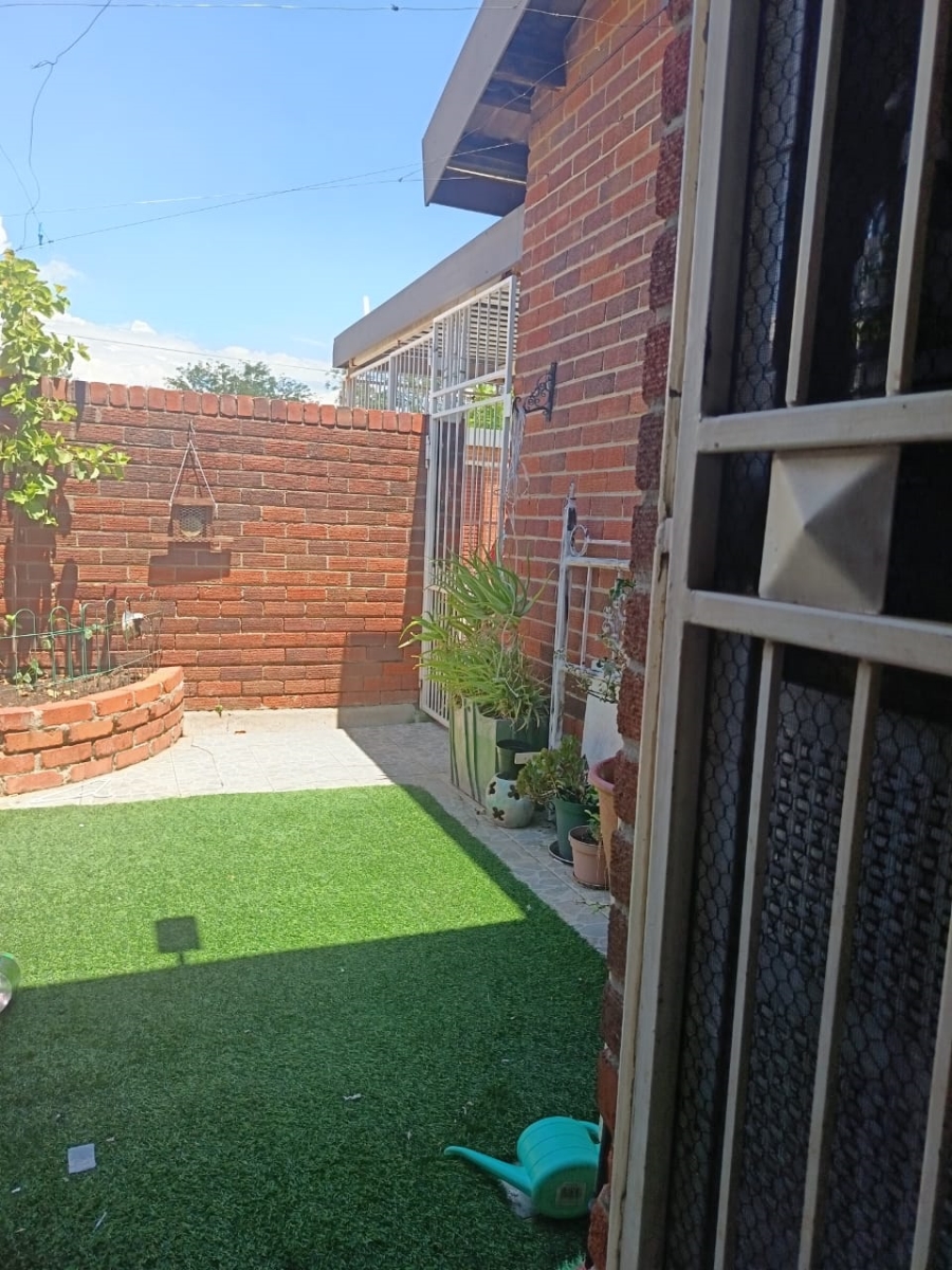 2 Bedroom Property for Sale in Bedelia Free State